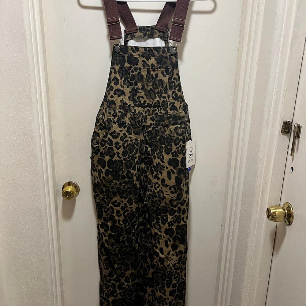 Cupshe Leopard Print Jumpsuit with Brown Straps